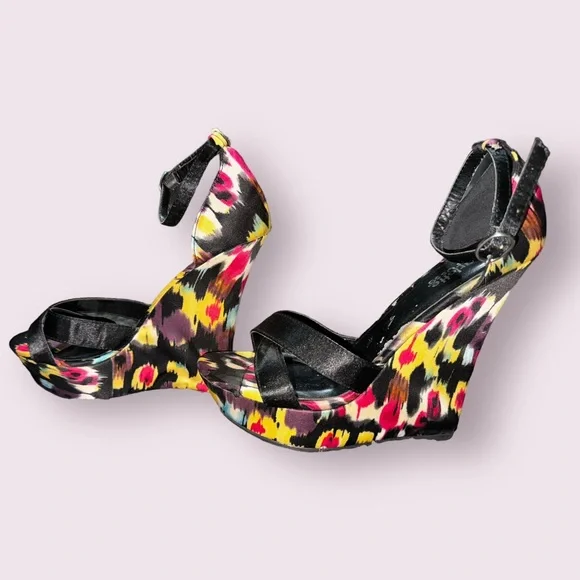 Charlotte Rose Multicolor Wedge Platform Heels - Picture 4 of 6